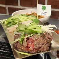 【韓国・ソウル🇰🇷】多くの有名人も訪れる絶品サムギョプサル🥩
