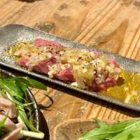 【大阪・難波】裏なんばの焼とん専門店「串焼き 焼とんyaたゆたゆ 難波千日前店」