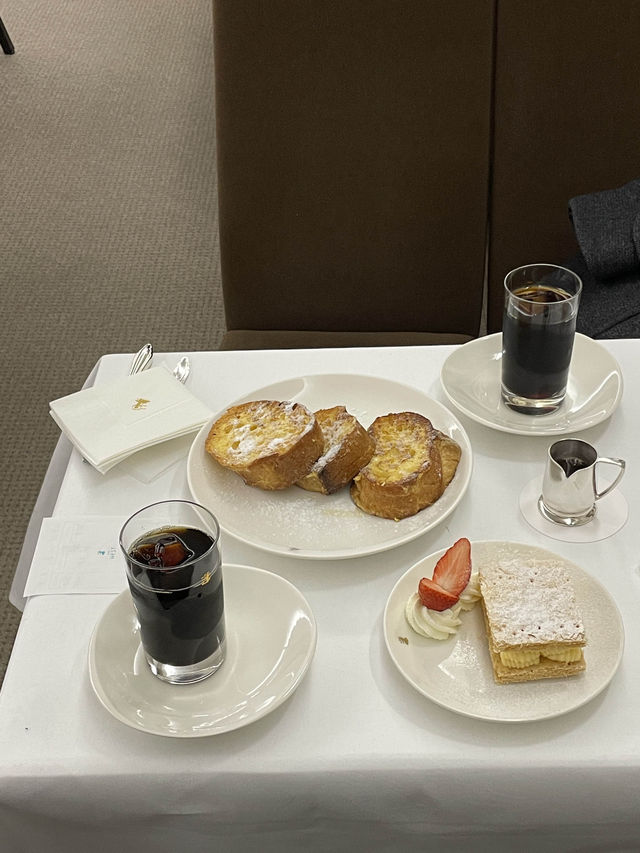 도쿄 다방 감성. 80년된 엔틱 카페.☕️