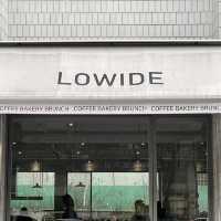 狎鴎亭にある朝8時から営業してる"LOWIDE"🤎🤎
