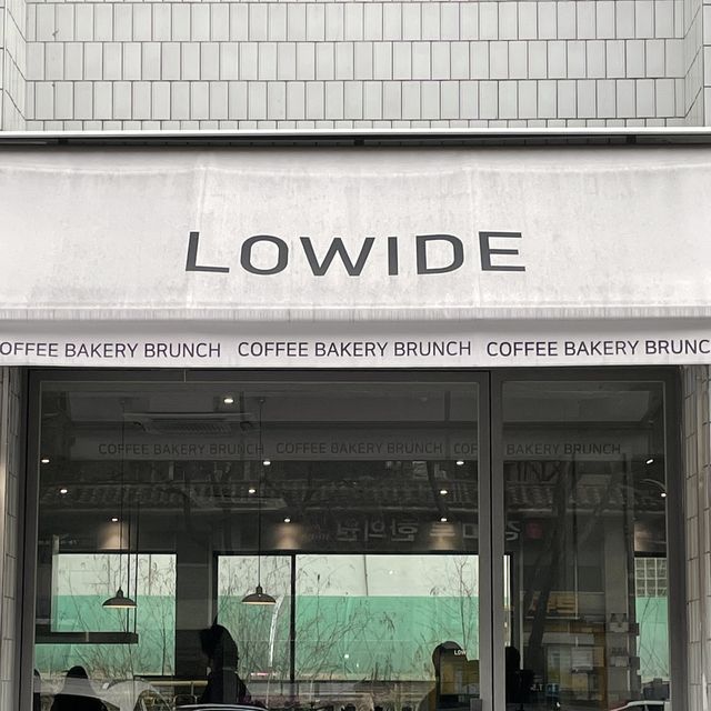 狎鴎亭にある朝8時から営業してる"LOWIDE"🤎🤎