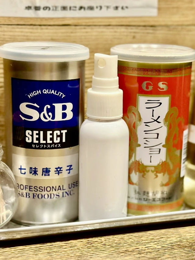 🇯🇵新橋海鮮跟雞湯的結合「纏 拉麵」