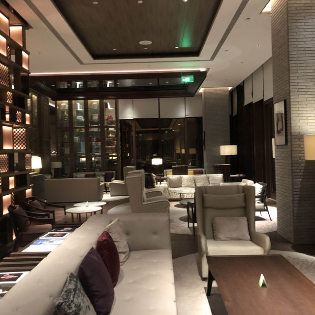  來廣富林旅遊最推薦的酒店-上海松江區廣富林希爾頓酒店🌸