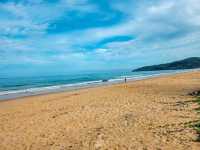 เดินเล่น หาดกะรน ยามเช้า
