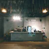 ONE OF THE NEW COFFEE SHOPS IN TOMANG