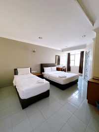 Lee Hotel: A Cozy Stay in Yong Peng