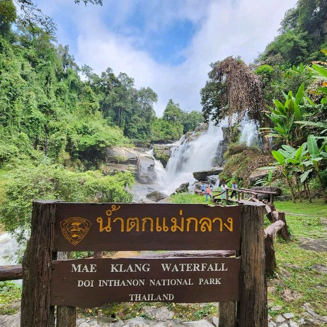 📣 มาเที่ยวน้ำตกแม่กลางกันค่ะ