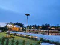 ทานข้าวที่บ้านฉางริมน้ำ