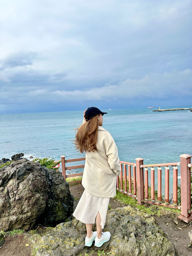🇰🇷 濟州市 龍頭岩的海岸 🌊