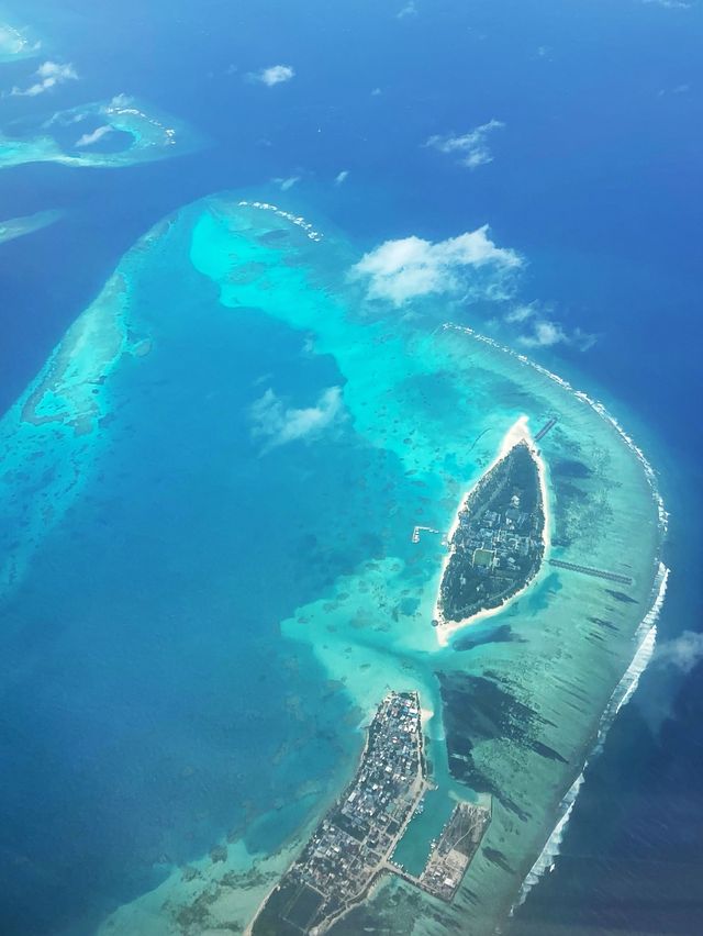 Airplane view above Indian Ocean 😱