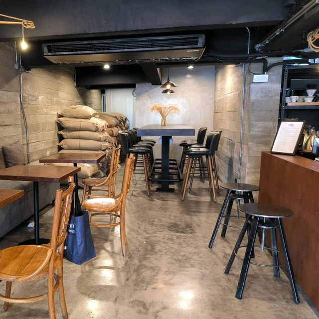 Surya Coffee Explorers ร้านกาแฟที่ได้รับรางวัล
