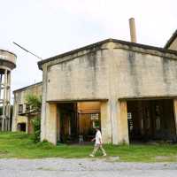 สำรวจประวัติศาสตร์ผ่านตึกร้างโรงงานกระดาษ