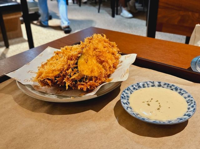 A nice hotpot rice in a resort, Damsot