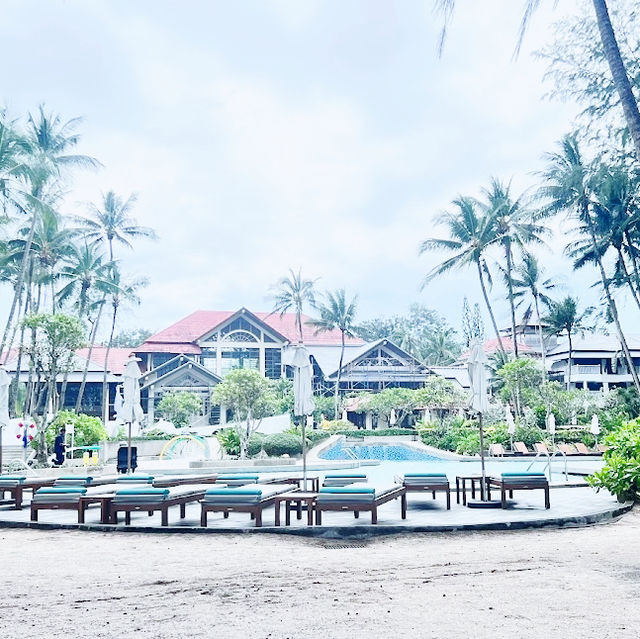 Bang Tao Beach
