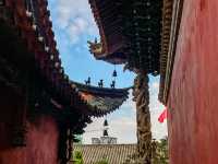 쿤밍 官渡妙湛寺...金刚塔이 있는 절.