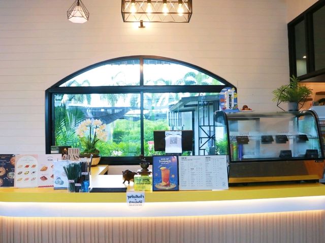 แวะมาทานกาแฟบ้านนายช่าง