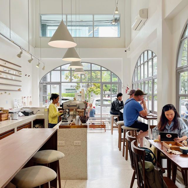 Artisan Breads at FLOUR FLOUR Loaf