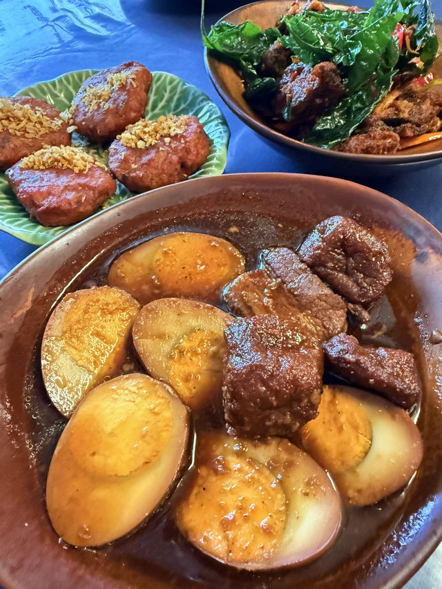 📍ครัว OV อาหารไทยโบราณ อร่อยจัดจ้านย่านพระนคร