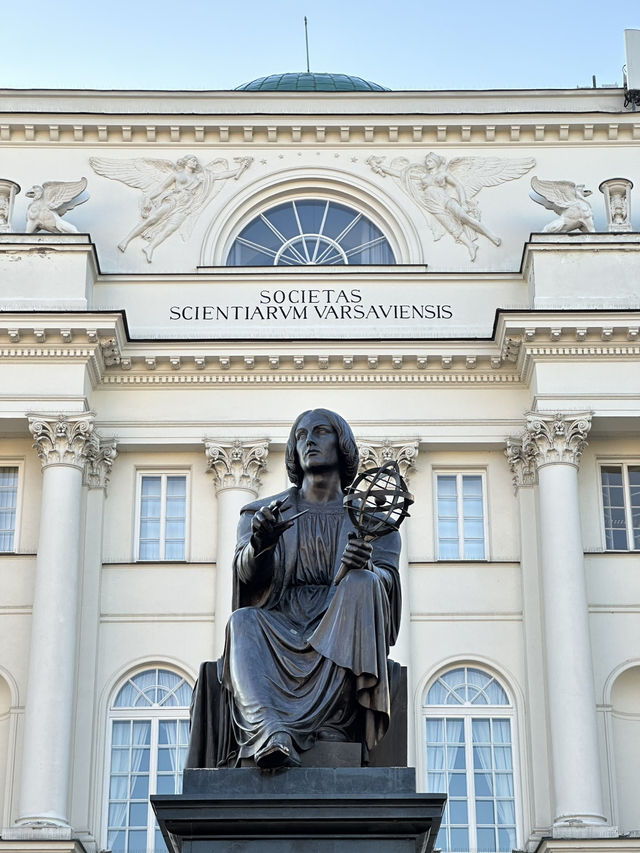 If you love Chopin, you’d wanna come here to pay tribute to his…heart🫀