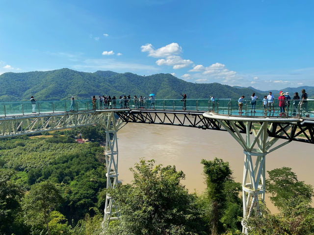 สกายวอล์คเชียงคาน จุดชมวิวภูเขาสุดอลังการ