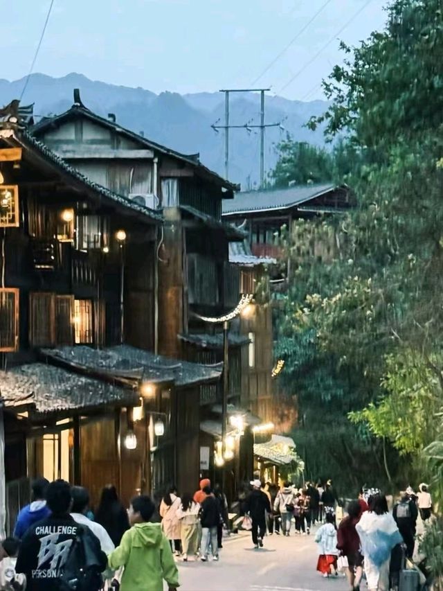 📍Xijiang Qianhu Miao Village