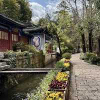 BLACK DRAGON POOL | MYSTICAL REFLECTIONS