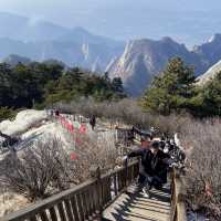 華山登山實用指南｜不同體能怎麼選路線？