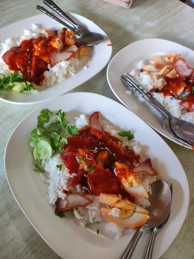 ร้านข้าวหมูแดงสุดเด็ดที่ราชบุรี