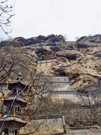 🏯 The “Hanging Temple” of Northeast China – So Stunning, Yet So Few Know About It!!