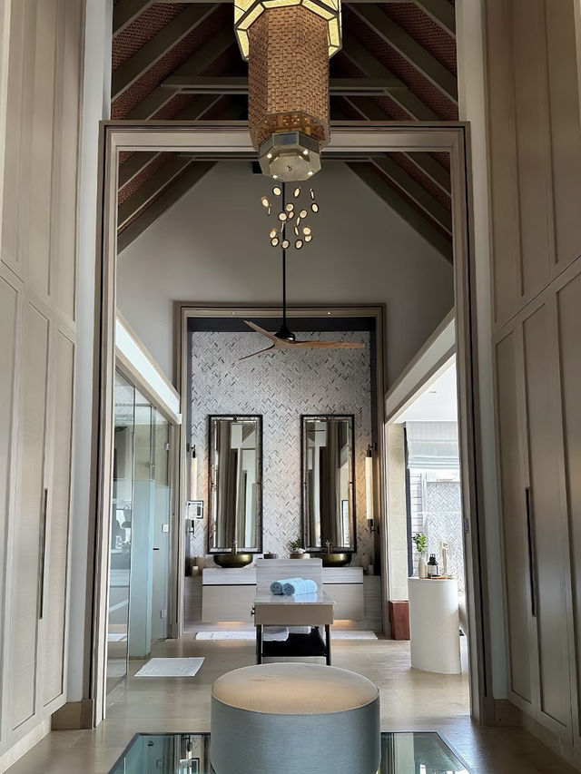 Elevated Opulence and Dreamlike Seclusion at Waldorf Astoria Maldives Ithaafushi