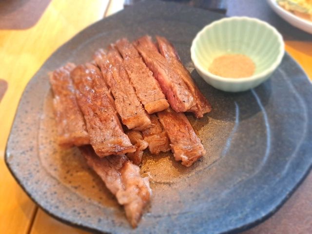 北海道旅遊🥳藤花高級餐廳🥰新鮮刺身壽司和牛定食🍣邊食邊欣賞超美雪景❄️