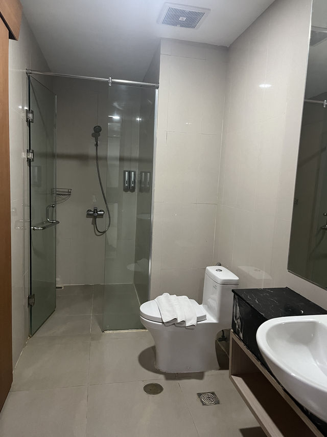 Comfort & Convenience in the Heart of Medan – A Home Away from Home!