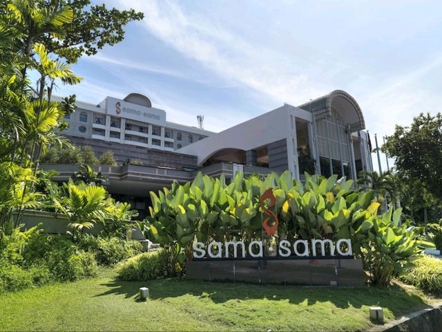 "Sama-Sama Hotel: Where First-Class Comfort Meets Terminal Convenience"