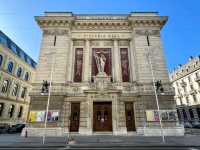 日內瓦 | 獻給英國維多利亞女王的華麗音樂廳---Victoria Hall