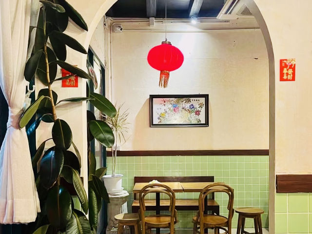曼谷｜角落都好拍📸這間兔子愛糖冰淇 復古港味 甜點一次滿足！