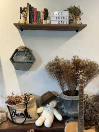 【バンコク】アーリーのゆったりカフェ「Poet House Cafe」