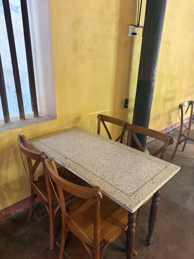 Gióng Cafe