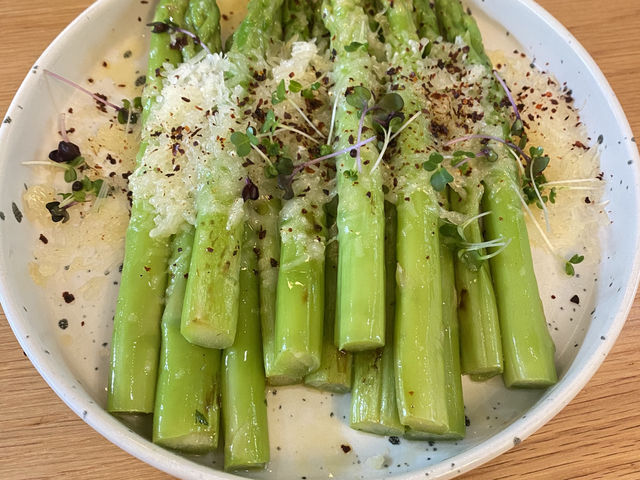 คาเฟ่ชิลๆ ในอารีย์ ที่อยากบอกต่อ – Yellow Lane Caf
