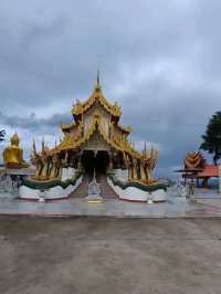 วัดรัตนคูหาถ้ำผากล้วย