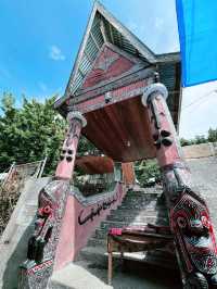 The Old Tomb of King Sidabutar: A Sacred Legacy on Samosir Island