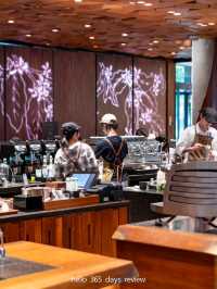 คาเฟ่เรเซิร์ฟที่ใหญ่ที่สุดในเอเซีย