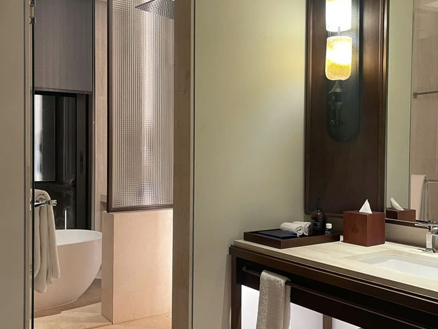 Contemporary Coastal Luxury at Meru Sanur Bali