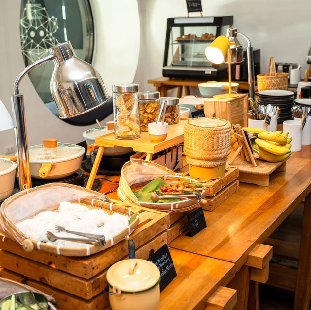 Blu Monkey Hub & Hotel Phuket 