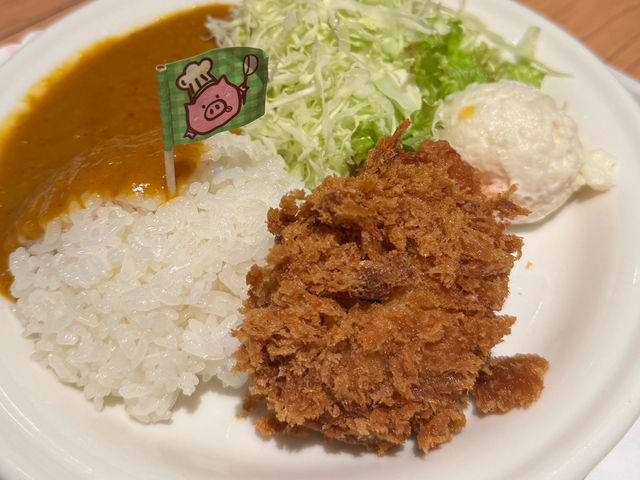 🥢 Golden Crunch & Warm Service: Tonkatsu Wako Never Misses 🐷