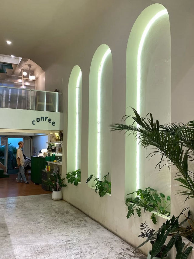 Comfee cafe Phuket 