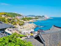 海と共鳴する神聖な空間、海東龍宮寺