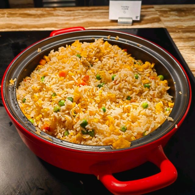 金茂深圳JW萬豪酒店豐富自助餐食