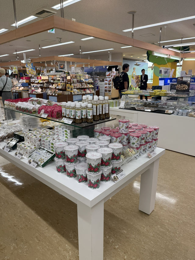 🍪搭乗前の帝王スイーツ「六花亭 帯広空港店」