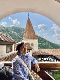 Visiting Peles Castle & Bran Castle within a day 