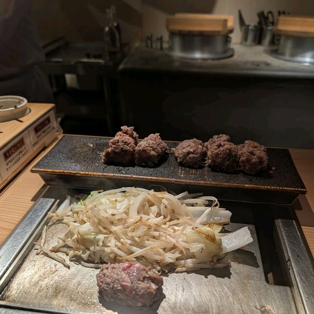 🇯🇵神戶三宮「神戸 赤ふじ」超高性價比的黑毛和牛漢堡排